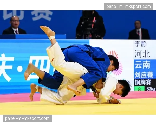 世界柔道大满贯赛,日本选手阿部诗卫冕女子52公斤级冠军 世界柔道大满贯赛,日本选手阿部诗卫冕女子52公斤级冠军